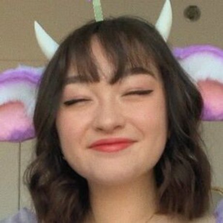 Mxmtoon naked leaks OnlyFans pic