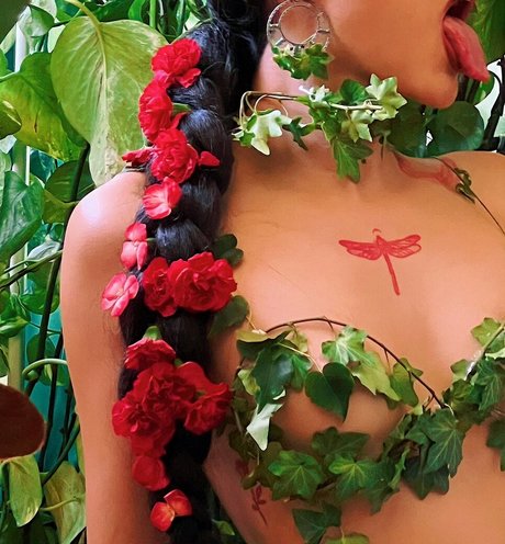 Vanessavenus21 OnlyFansリークヌード写真