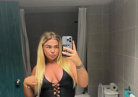 Naakte gelekte OnlyFans-foto van Libbymorse