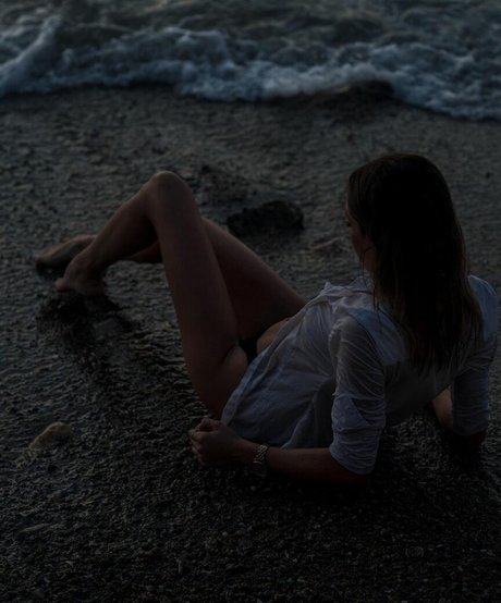 Nahá fotka uniklých OnlyFans od Agam Azulay