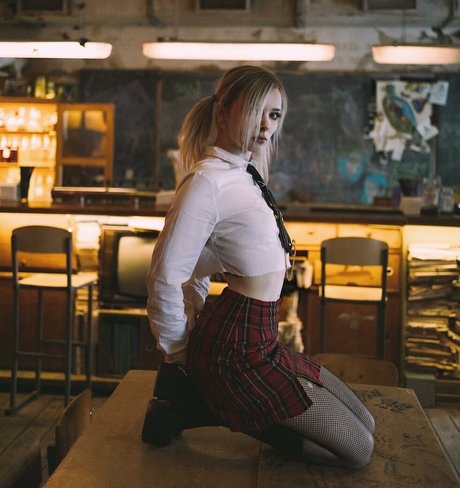 Alasti lekkinud OnlyFans-i pilt Dari