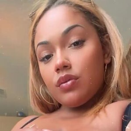 OnlyFans-model Neverperfectt