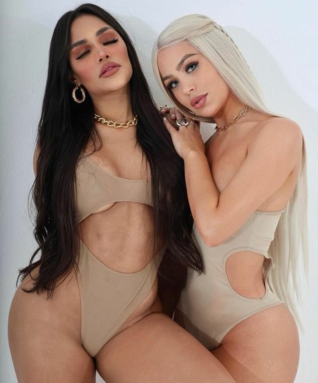 Alasti lekkinud OnlyFans-i pilt Dapariz