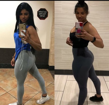 Обнаженная фотография утечки OnlyFans от Mzkora