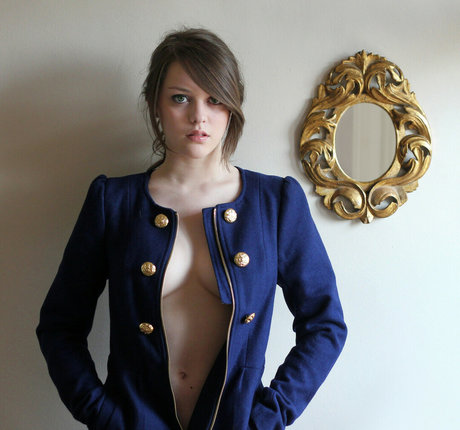 Nacktes geleaktes OnlyFans-Foto von Imogen Rhiannon