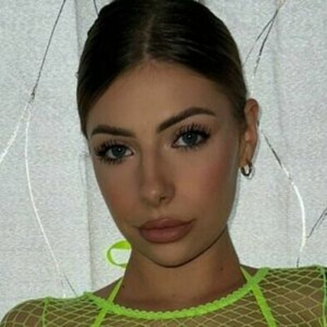 Naken lekkede OnlyFans-bilde av Abivorhies