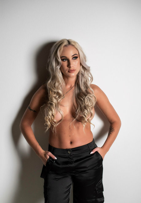 Alasti lekkinud OnlyFans-i pilt Gergye Krisztina