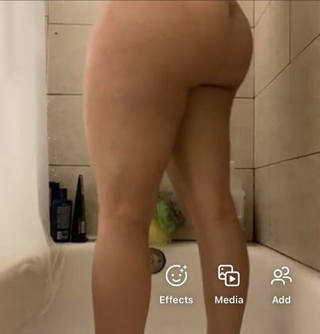 Обнаженная фотография утечки OnlyFans от Allaboutlexi