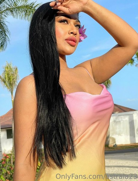 Обнаженная фотография утечки OnlyFans от Astrala23
