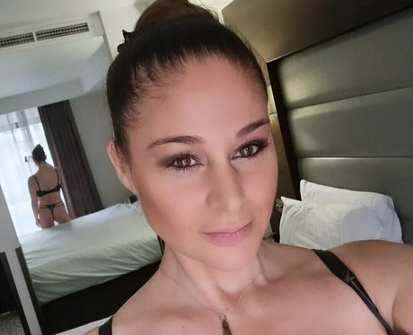 Обнаженная фотография утечки OnlyFans от Cathyheavenfree