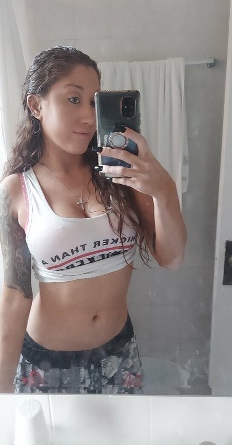 Обнаженная фотография утечки OnlyFans от Scarlett Sofia