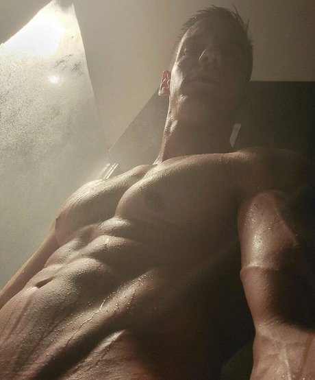 Photo nue de fuite OnlyFans de Johnfitness91free