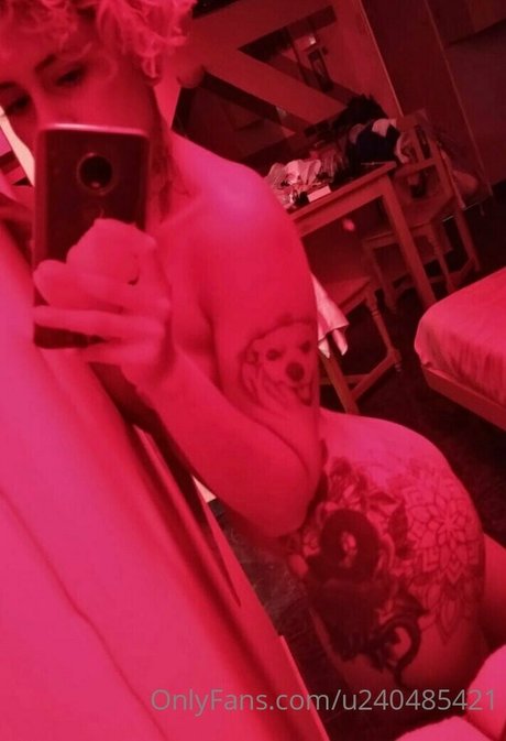 OnlyFans-model Thequeenwithcurls