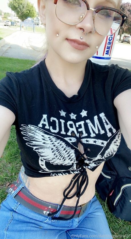 Naken lekkede OnlyFans-bilde av Dabbingdarlin420