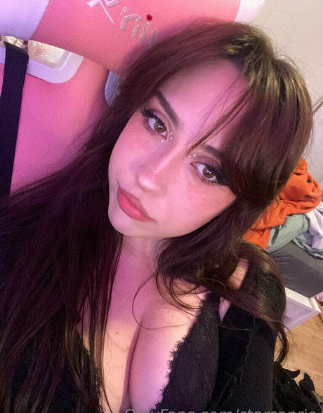 Photo nue de fuite OnlyFans de Starsanrio