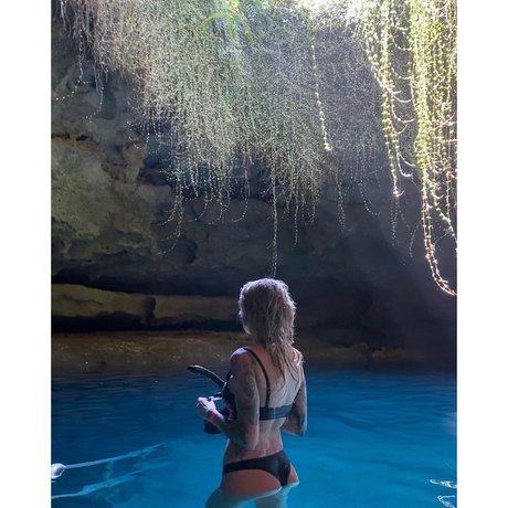 Nacktes geleaktes OnlyFans-Foto von Ohioliz