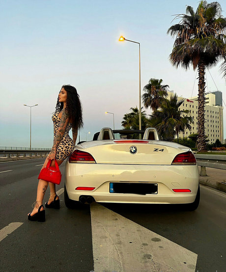 Naken lekkede OnlyFans-bilde av Damlaozden