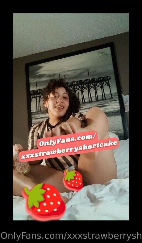 Alasti lekkinud OnlyFans-i pilt Xxxstrawberryshortcake