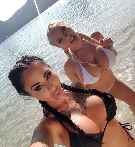 Обнаженная фотография утечки OnlyFans от Chloe Lexus