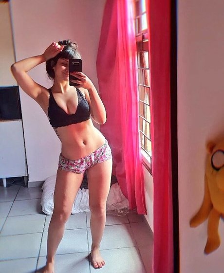 Photo nue de fuite OnlyFans de Ninaaonfire