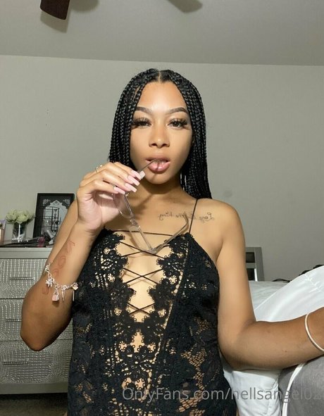 OnlyFans-model Hellsangel02