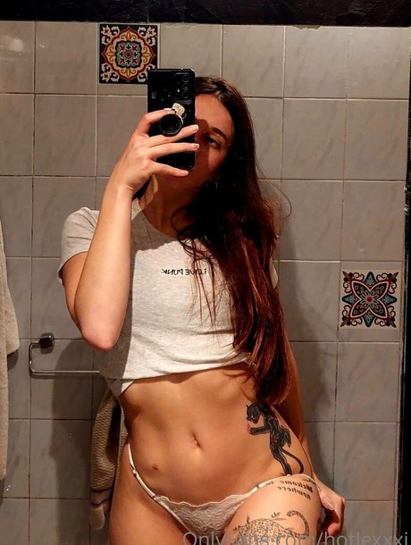 OnlyFans-model Hotlexxxi