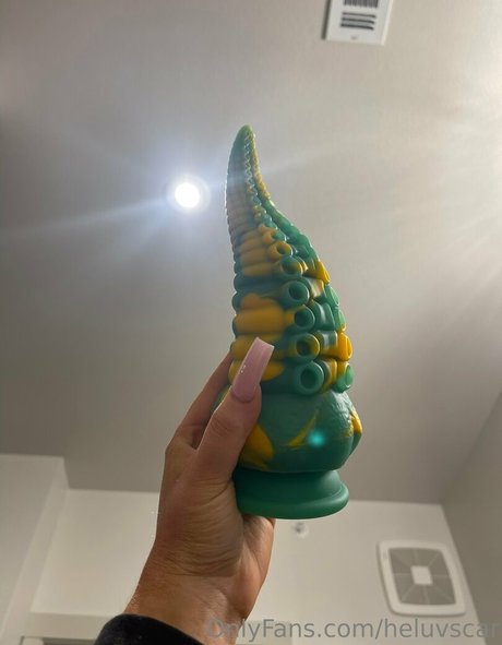 OnlyFans-model Heluvscar