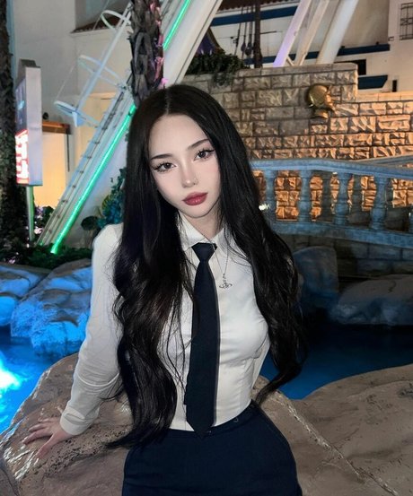 Обнаженная фотография утечки OnlyFans от Yuna127