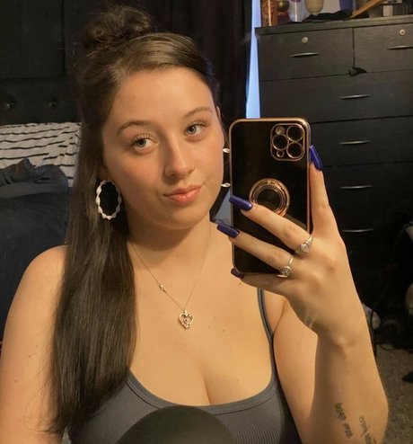 Naken lekkede OnlyFans-bilde av Victoriapetersen30