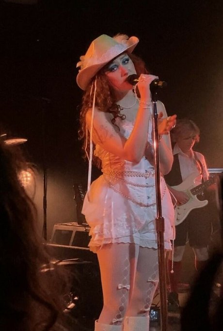 Chappell Roan OnlyFansリークヌード写真