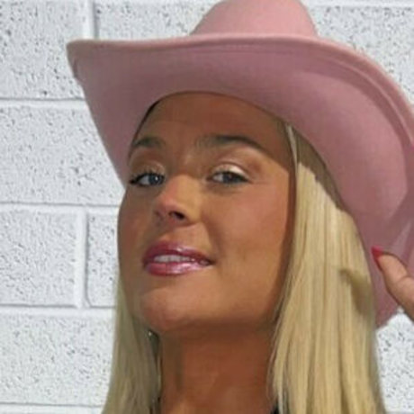 Naken lekkede OnlyFans-bilde av Nicole Owens