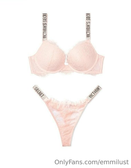 Nacktes geleaktes OnlyFans-Foto von Roxxxyxxx