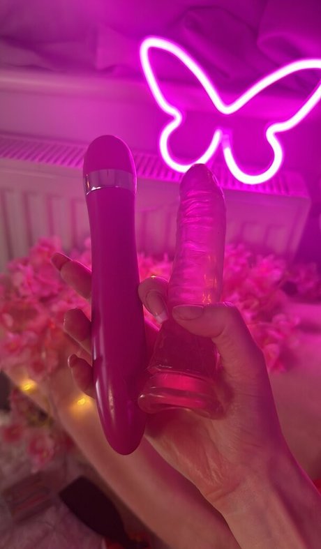 Lillyblooms OnlyFansリークヌード写真