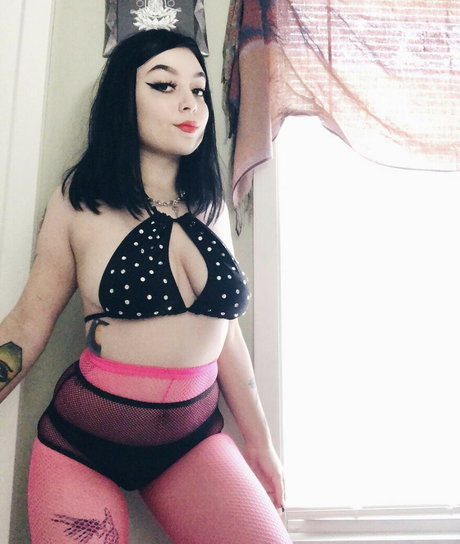 Alasti lekkinud OnlyFans-i pilt Quaesitax