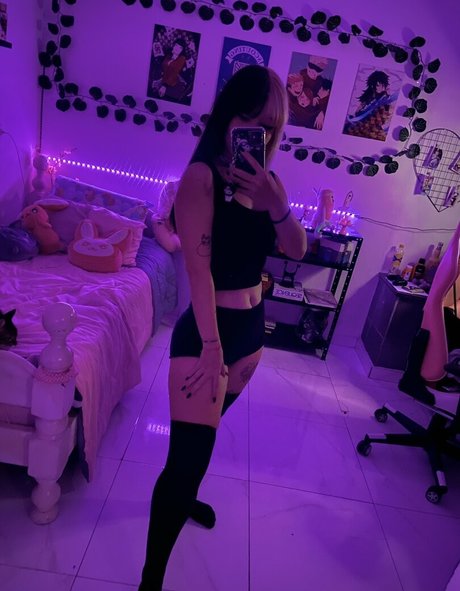 Nahá fotka uniklých OnlyFans od Apuddii