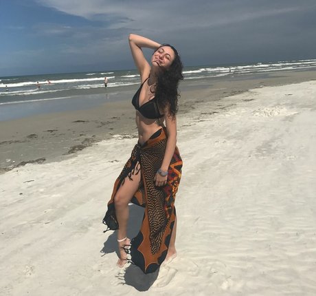 Naken lekkede OnlyFans-bilde av Starrysighh