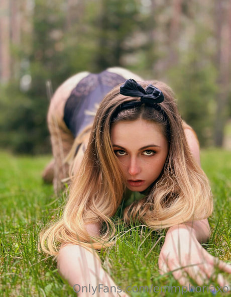 Обнаженная фотография утечки OnlyFans от Emmphoriaxo