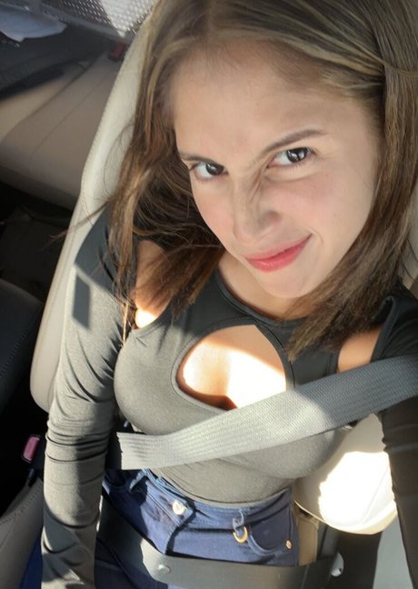 Naken läckt OnlyFans-bild av Ohstrawburry