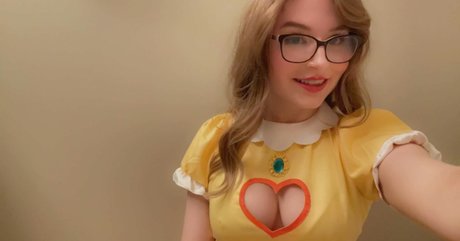 Naakte gelekte OnlyFans-foto van Cyndakate