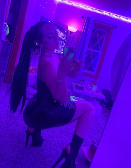 Foto di nudo di fuga di OnlyFans di Ravekittyfree