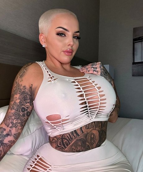 Becgorton OnlyFansリークヌード写真