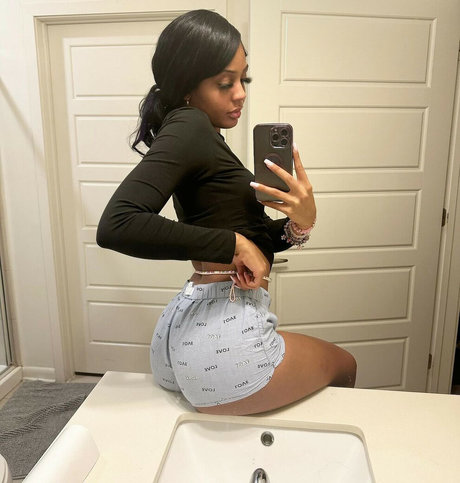 OnlyFans-model Mynamestt