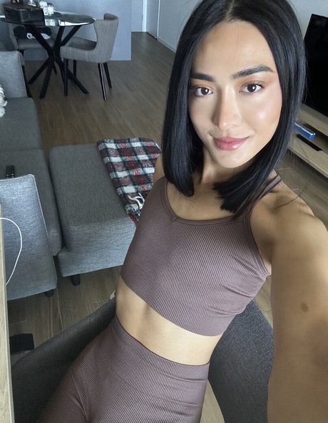 Naakte gelekte OnlyFans-foto van Trishats26