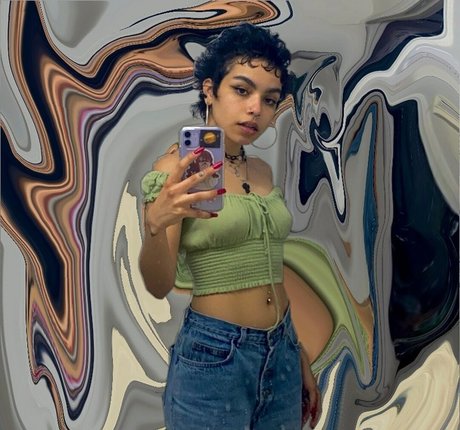 Nacktes geleaktes OnlyFans-Foto von Nosheylin