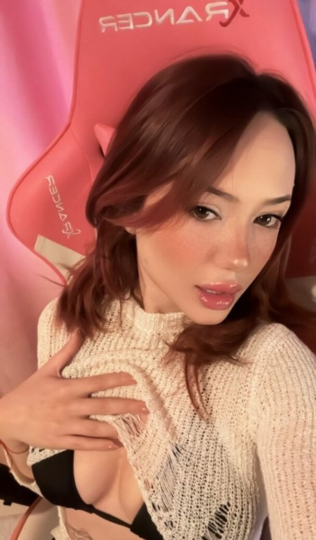 Naken lekkede OnlyFans-bilde av Ozbassak