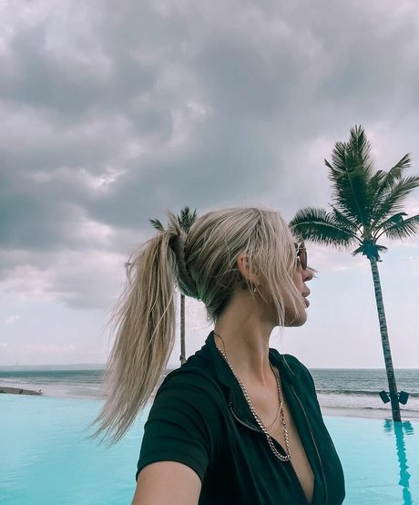 Nahá fotka uniklých OnlyFans od Billie Loves