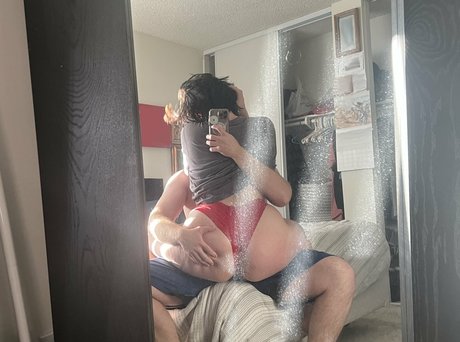 OnlyFans-model Sunnysunrayss