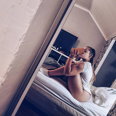 Обнаженная фотография утечки OnlyFans от Ronjalexandra