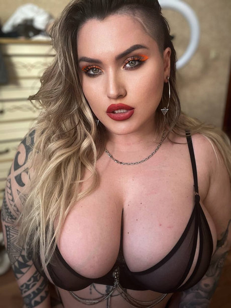 Photo nue de fuite OnlyFans de Swag Panda Twerk