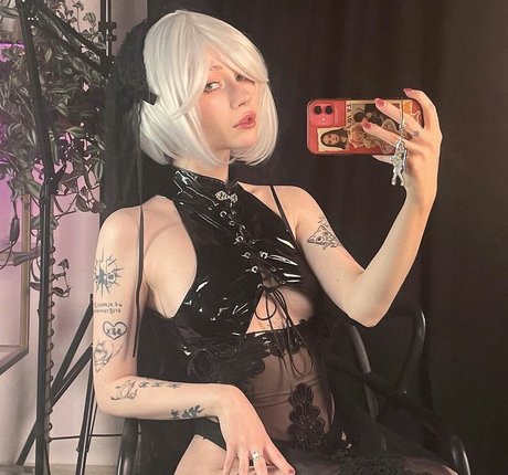 Yswidy naked leaks OnlyFans pic